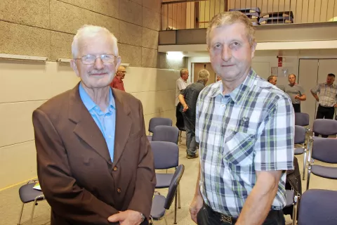 Janez Šušteršič, predsednik zadruge oziroma njenega upravnega odbora (levo), in Janez Koželj, predsednik nadzornega odbora / Foto: 