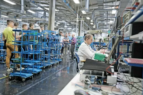 Teden inovativnosti je nadgradnja lanskega (prvega) Iskratelovega dneva inovativnosti, na katerem so gostili več kot dvesto obiskovalcev iz vse Slovenije, približno polovico je bilo dijakov in študentov. / Foto: Tina Dokl (arhiv GG) / Foto: 