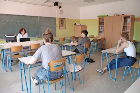 Dijaki zaključnih letnikov se v tem tednu pripravljajo na maturo. / Foto: Gorazd Kavčič / Foto: 