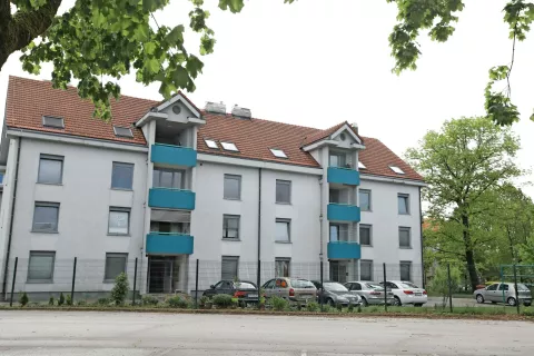 Največ neprofitnih stanovanj na Gorenjskem je v kranjski občini. / Foto: Gorazd Kavčič / Foto: 