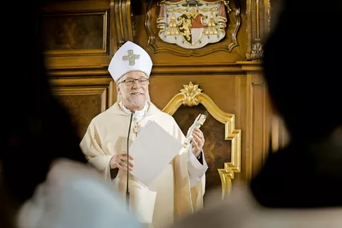 Škof dr. Jože Marketz, rojen leta 1955, na dan posvečenja v celovški stolnici / Foto: Škofijski urad Celovec / Foto: 