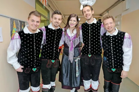 Ansambel Lun'ca; Gašper Seljak je drugi z leve. / Foto: Tina Dokl / Foto: 