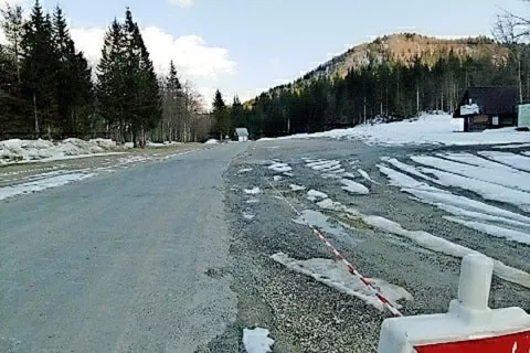 Zaprto parkirišče na Soriški planini / Foto: Jani Kejžar / Foto: 
