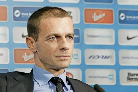 Predsednik Uefe Aleksander Čeferin je za donacijo zaščitnih mask poklical ustanovitelja spletnega trgovskega velikana Alibaba Jacka Maja. / Foto: arhiv GG / Foto: 