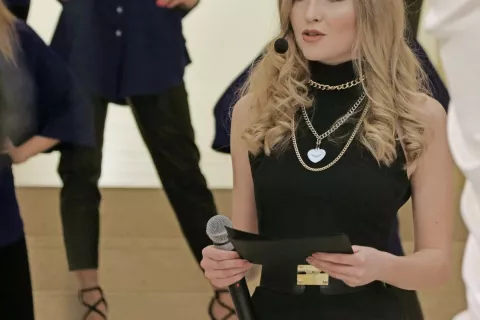 Maja Zupan je bila mis Slovenije leta 2017. Od takrat ostaja vpeta v projekt Miss Slovenije, ki je v zadnjem času postal več kot le lepotno tekmovanje. Na letošnji prvi predstavitvi deklet za mis Slovenije 2020 je bila tudi v vlogi voditeljice. / Foto: 