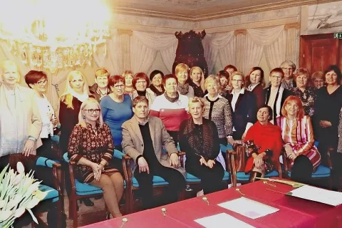 Gorenjske tajnice s tržiškim županom Borutom Sajovicem / Foto: 