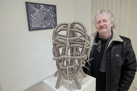 Andres Klimbacher na razstavi Freegame / Foto: 