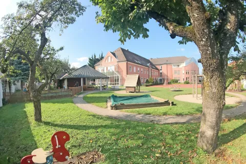 Slomškova hiša, v kateri bodo dvojezične jasli, dvojezični otroški vrtec in dijaški dom / Foto: 