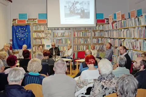 Večer spominov na ansamble, ki so zaznamovali tržiško regijo / Foto: arhiv knjižnice / Foto: 