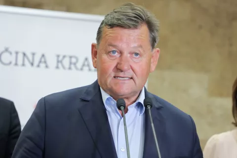 obisk ministrov v Kranju Aleksander Jevšek minister brez resorja za razvojno in kohezijsko politiko / Foto: Tina Dokl