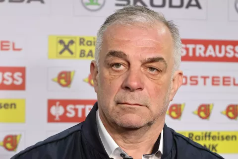 Selektor Matjaž Kopitar je izbral igralce za prvo reprezentančno akcijo v novi sezoni. / Foto: Gorazd Kavčič