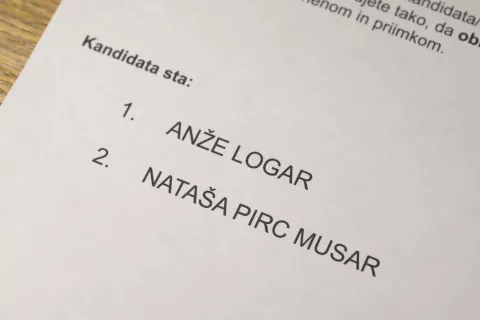 predsedniške volitve 2022 2. krog predčasne volitve volišče omnia občina Kranj / Foto: Gorazd Kavčič